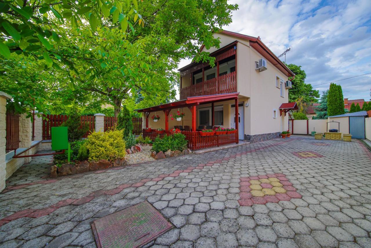 Maria Apartman Hajdúszoboszló Exterior foto